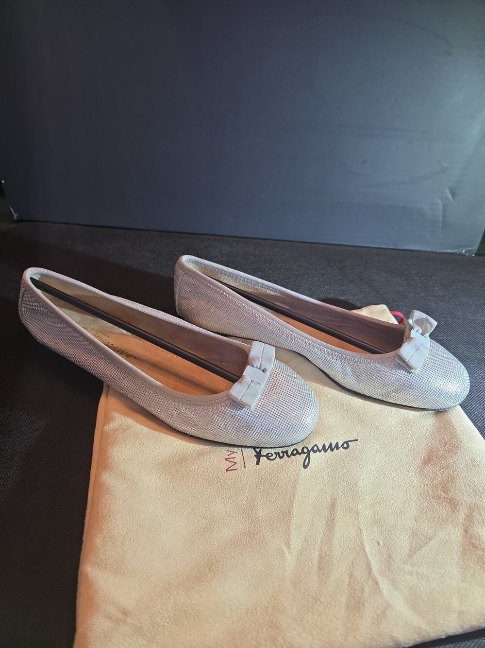 Salvatore Ferragamo My Joy Size 38.5 Grey Leather Ballet Flats